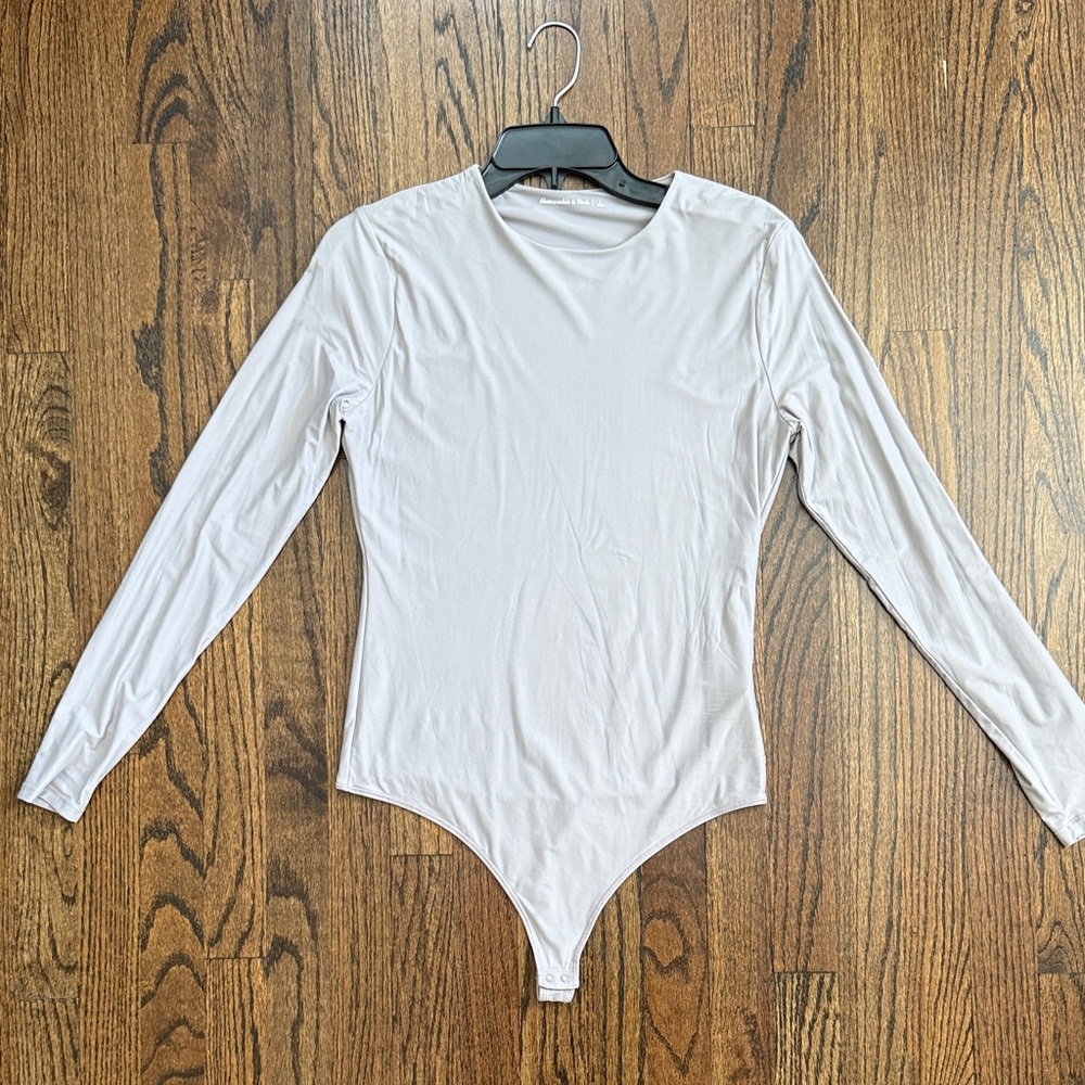 Abercrombie & Fitch Gray Long Sleeve Bodysuit
